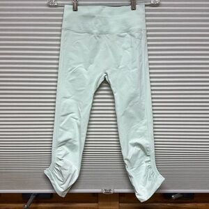 Lululemon Polar Ice Mint Green Ebb to Street Crop Yoga Athletic Leggings